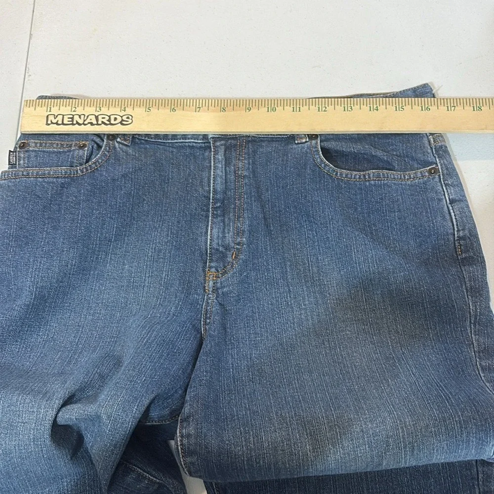 Lauren Jeans Co Ralph Lauren Relaxed Fit Capri Jeans Womens Size 12P Medium Wash